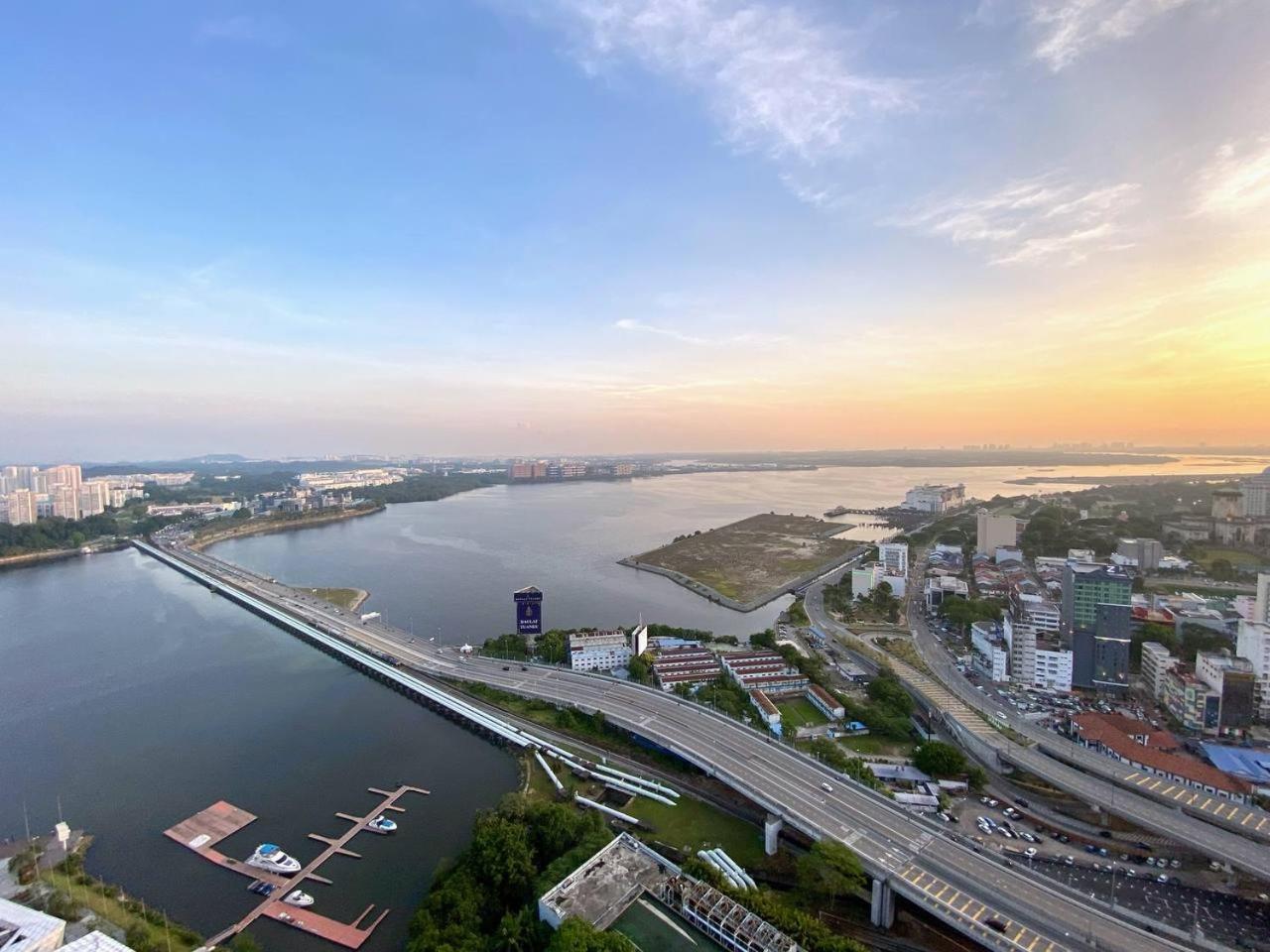 R&F Princess Cove Jb Apartment Suites By Sc Homestay Johor Bahru Zewnętrze zdjęcie